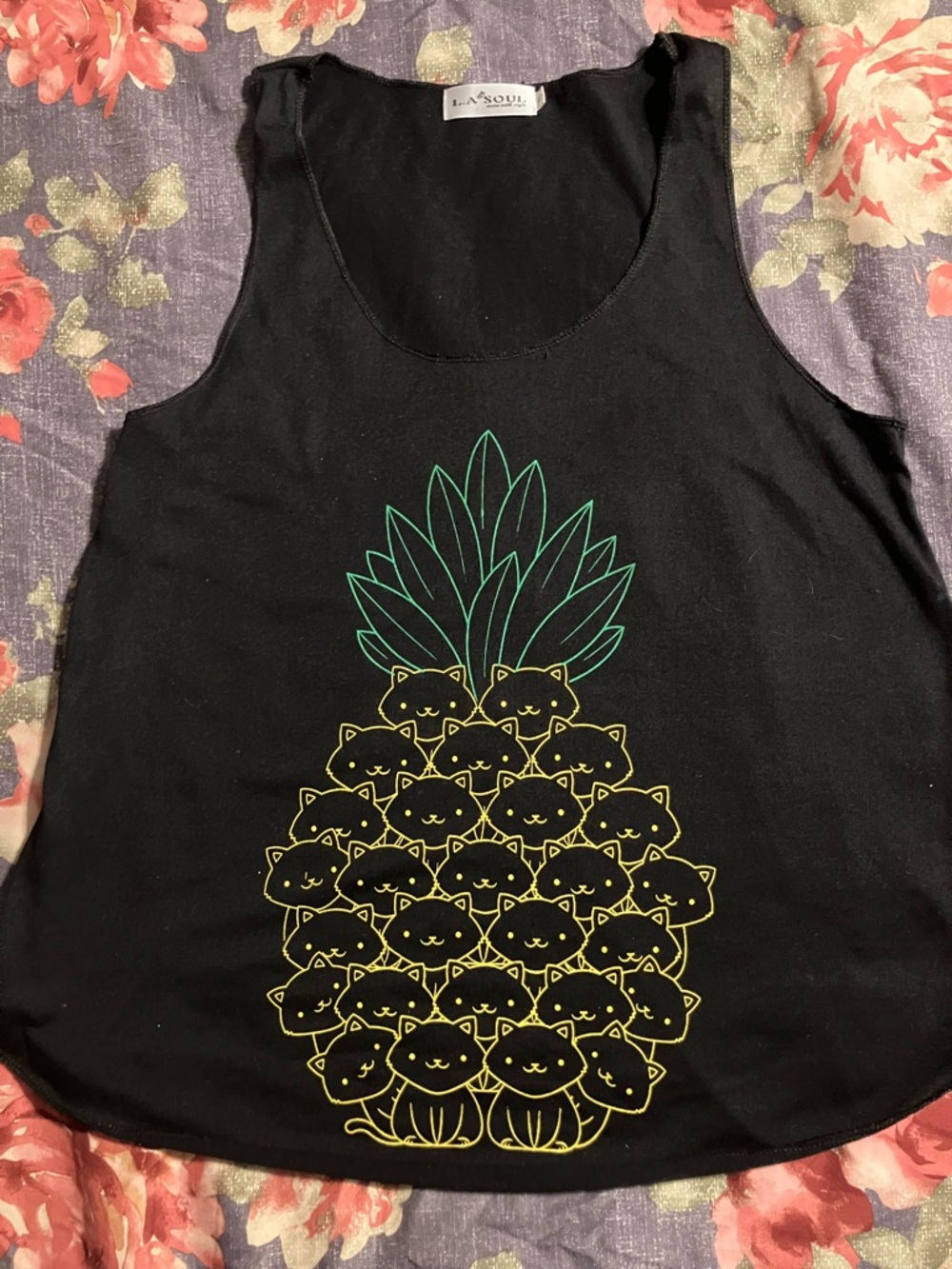 LaSoul Black Pineapple Cat Graphic Tank Top